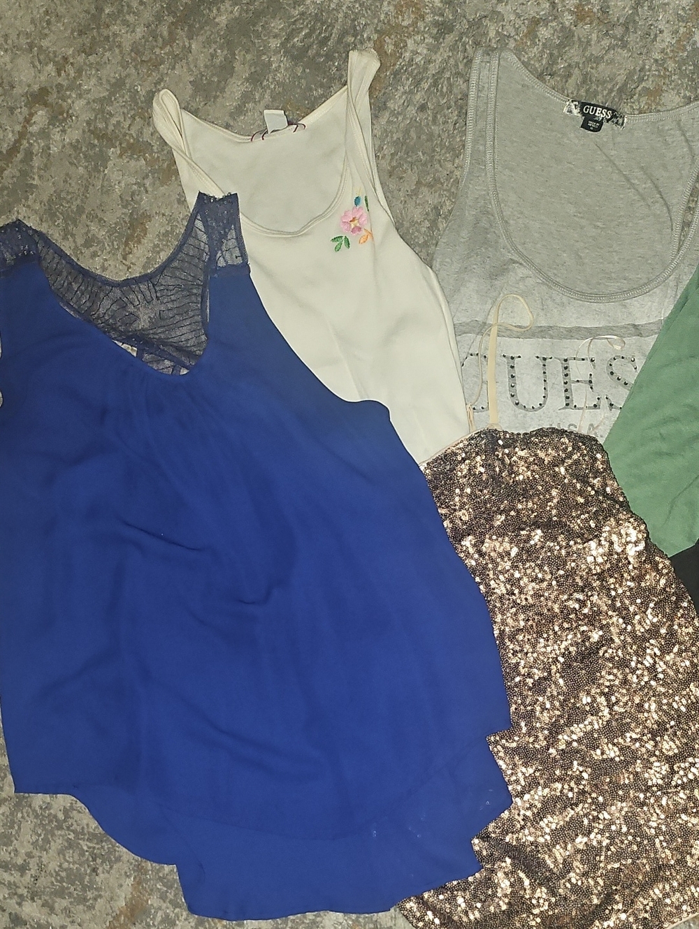 Bundle Of 10 Tops Mix Styles & Sizes Fr Guess Express Rampage Aeropostle & Other - Picture 2 of 15